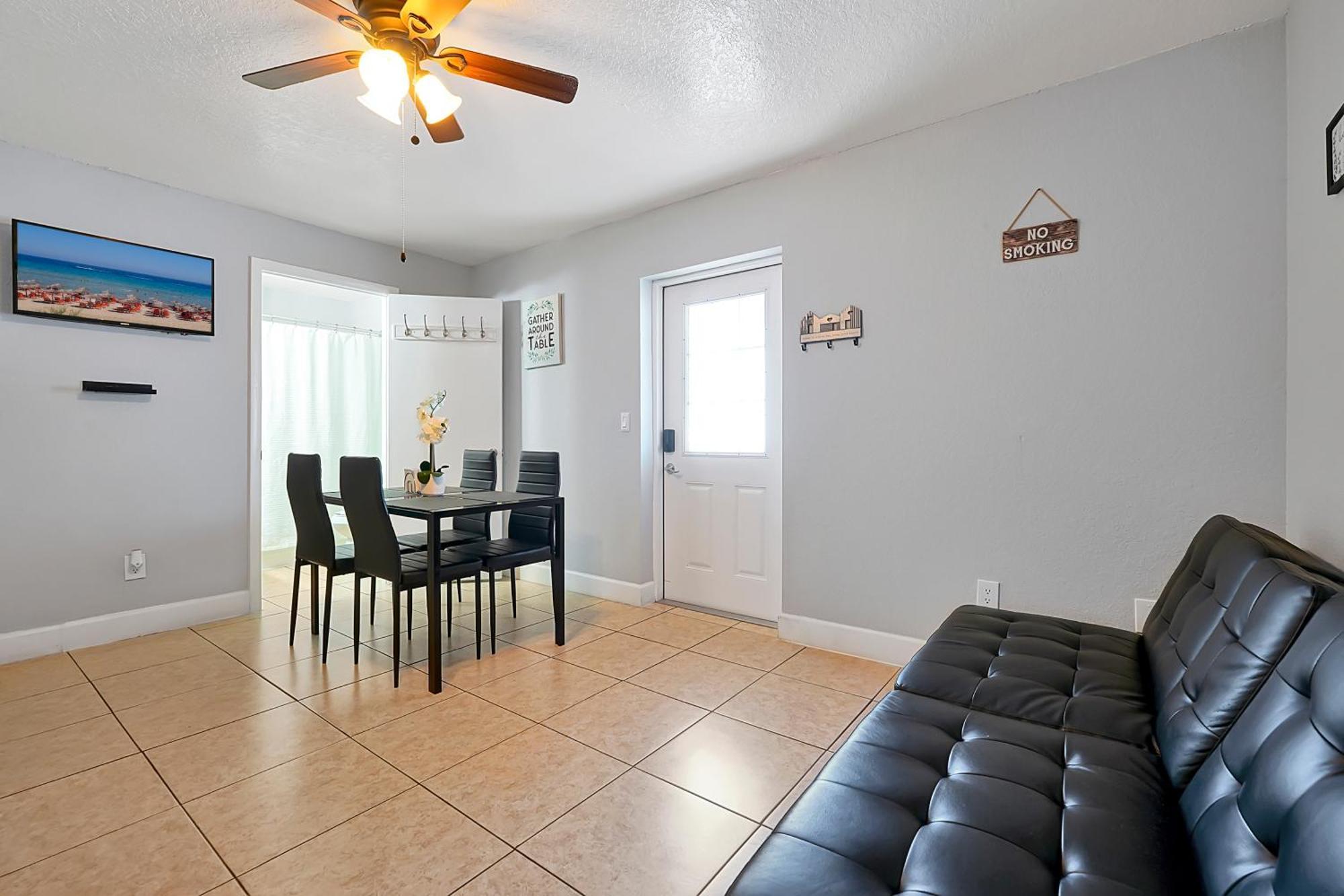 Comfortable Private Room In Tampa: The Wanderlust Eksteriør billede