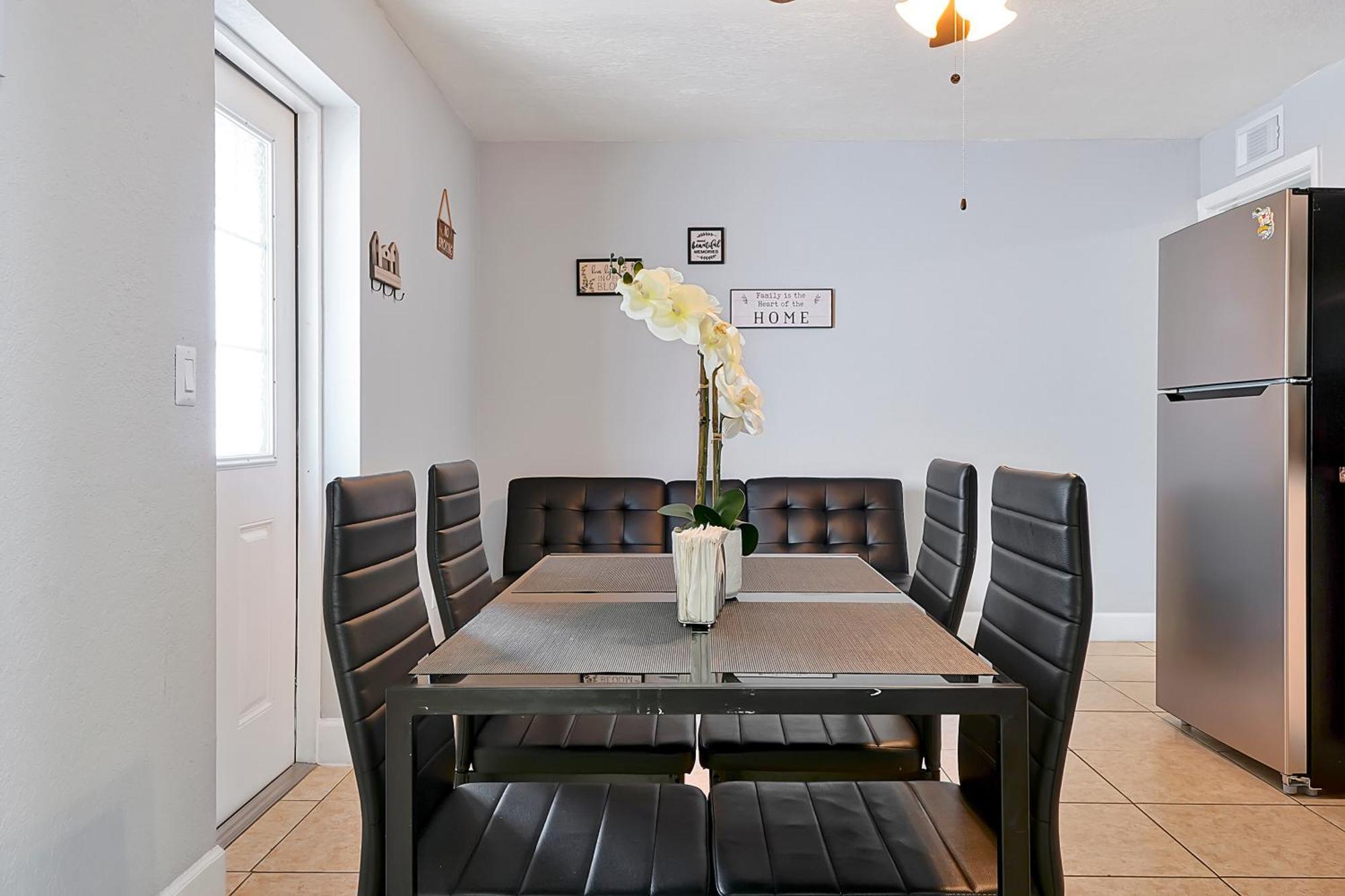 Comfortable Private Room In Tampa: The Wanderlust Eksteriør billede
