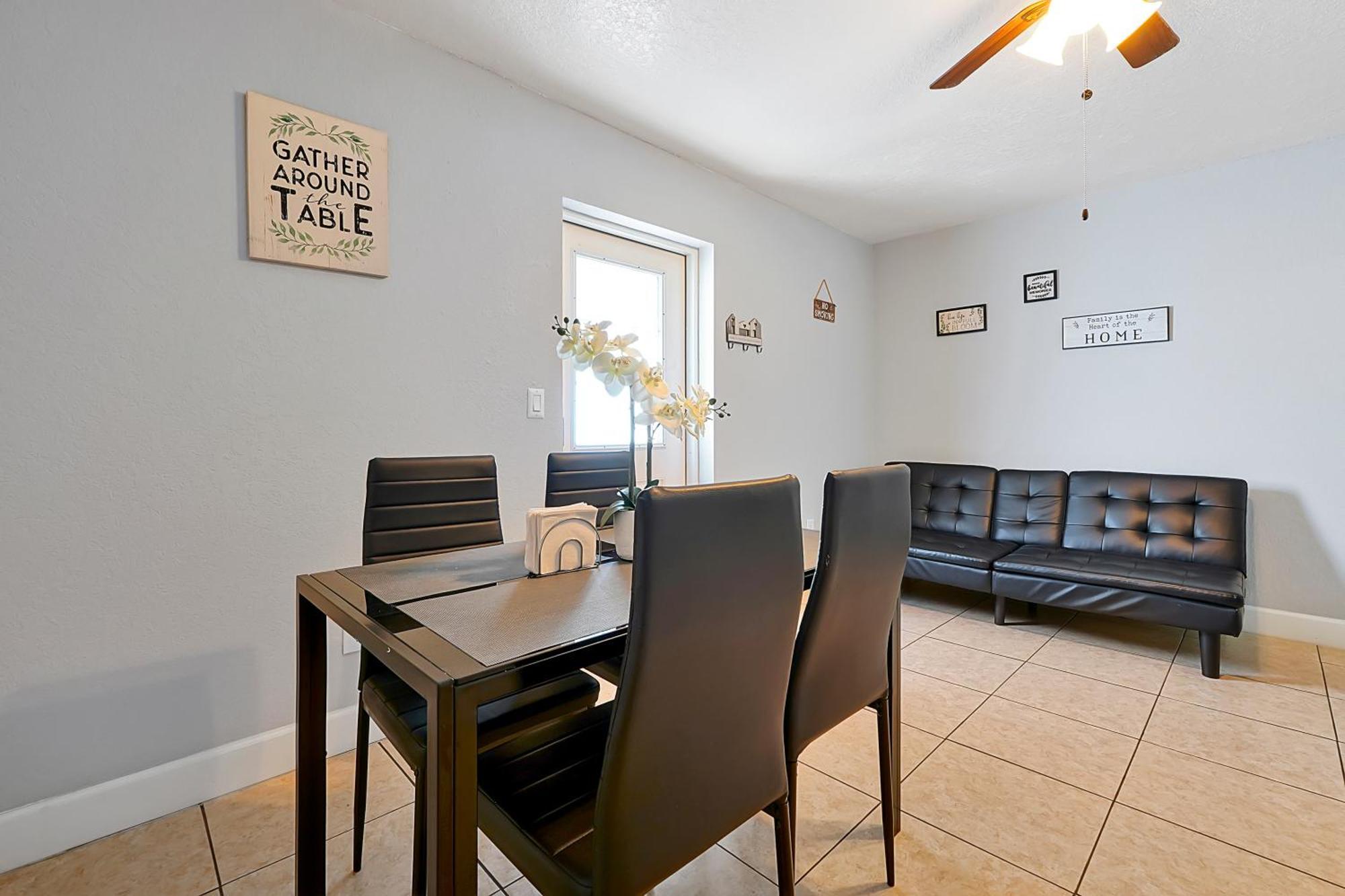 Comfortable Private Room In Tampa: The Wanderlust Eksteriør billede